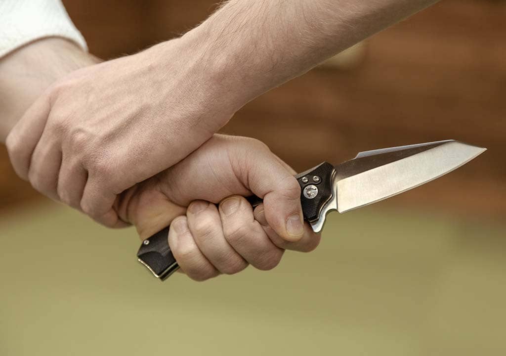 self-defence knife