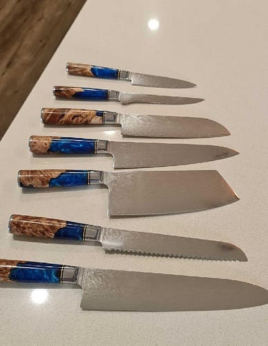 Hand Forged Chef Knives, Damascus Kitchen Knife Set, Colored Blue Resin Handle photo review
