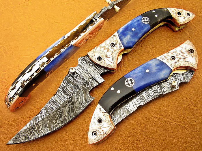 Damascus Steel Blade Folding Knife Blue Bone Horn Handle Overall 8.5 Inch