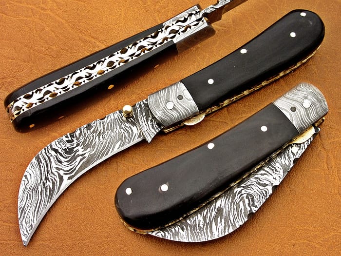 Damascus Buffalo Horn Folding knife