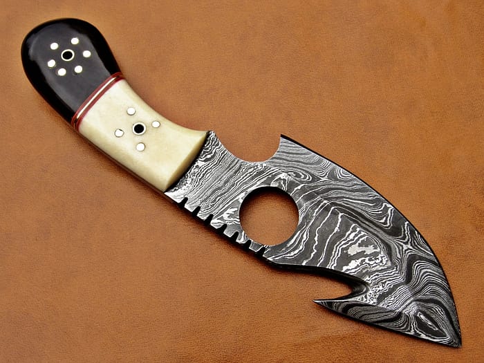 Damascus Steel Gut Hook Bowie Knife - 8 Inch