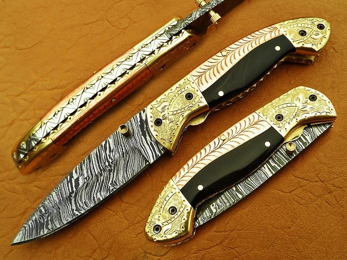 Damascus Folding Knife Buffalo Horn 8 INCH
