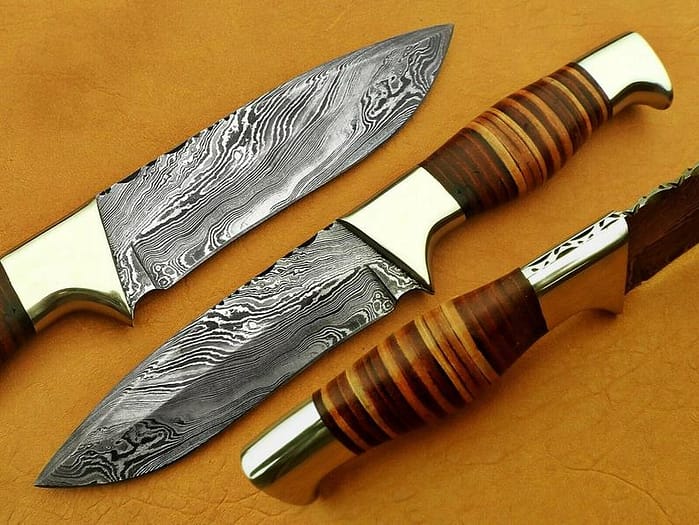 Custom Handmade Damascus Hunting knife Best Valentine Gift