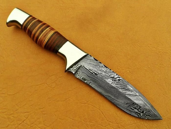 Custom Handmade Damascus Hunting knife Best Valentine Gift