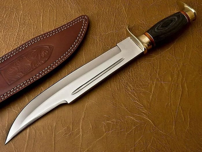 Amazing D2 steel Bowie knife With Leather Sheath