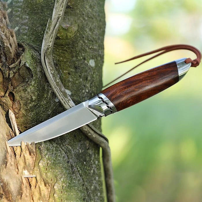 Yoyo's Premium Fixed Blade Camping Knife With Crafted Sheath