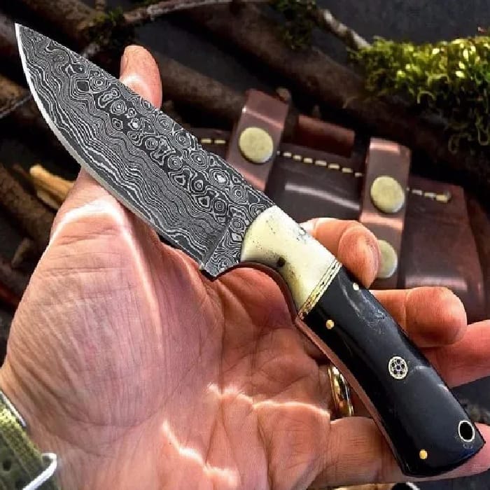 Customize Handmade Raindrop Damascus Steel Hunting Knife